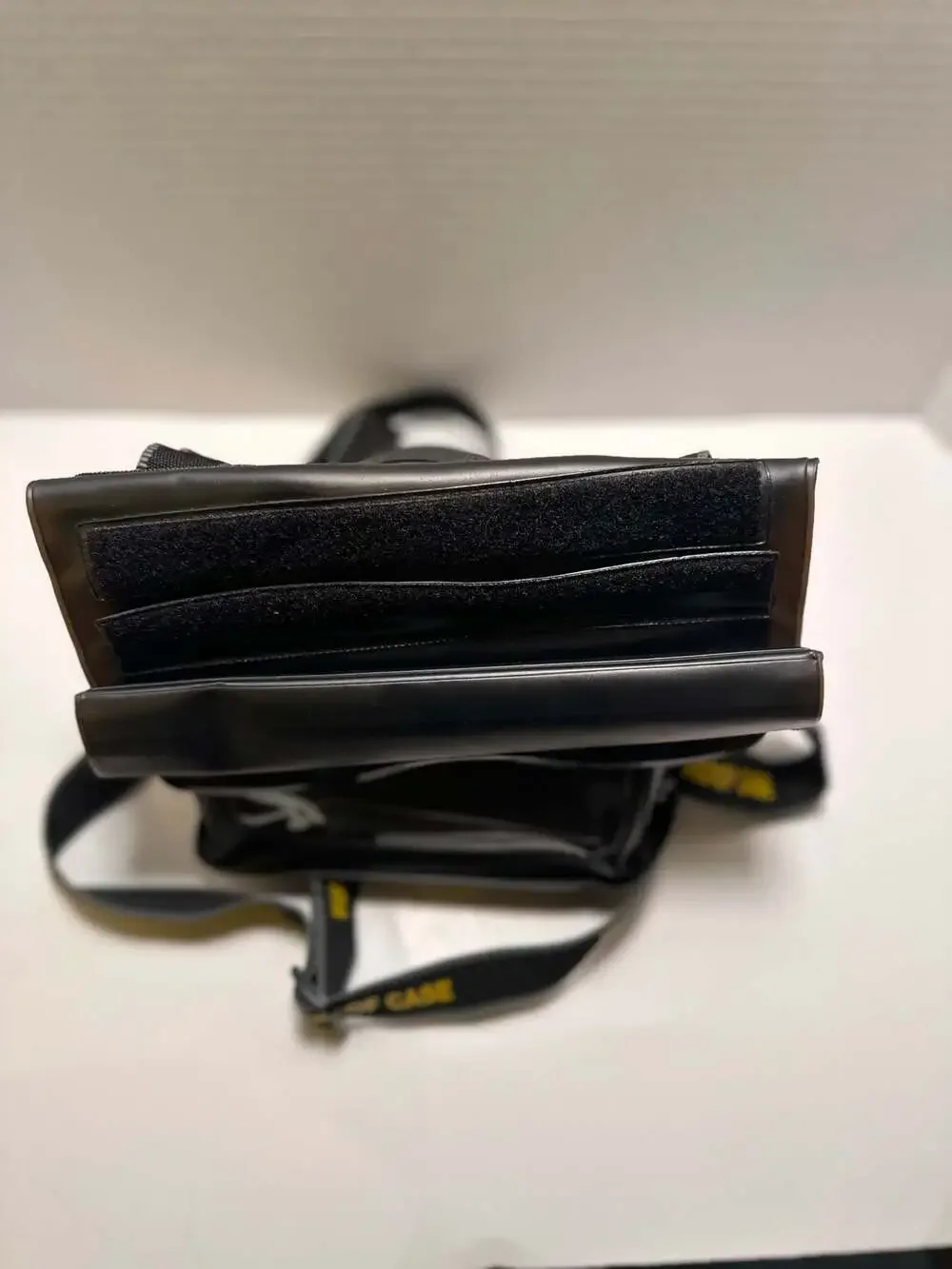DiCAPac WP-S5 Waterproof DSLR Camera Case with Strap